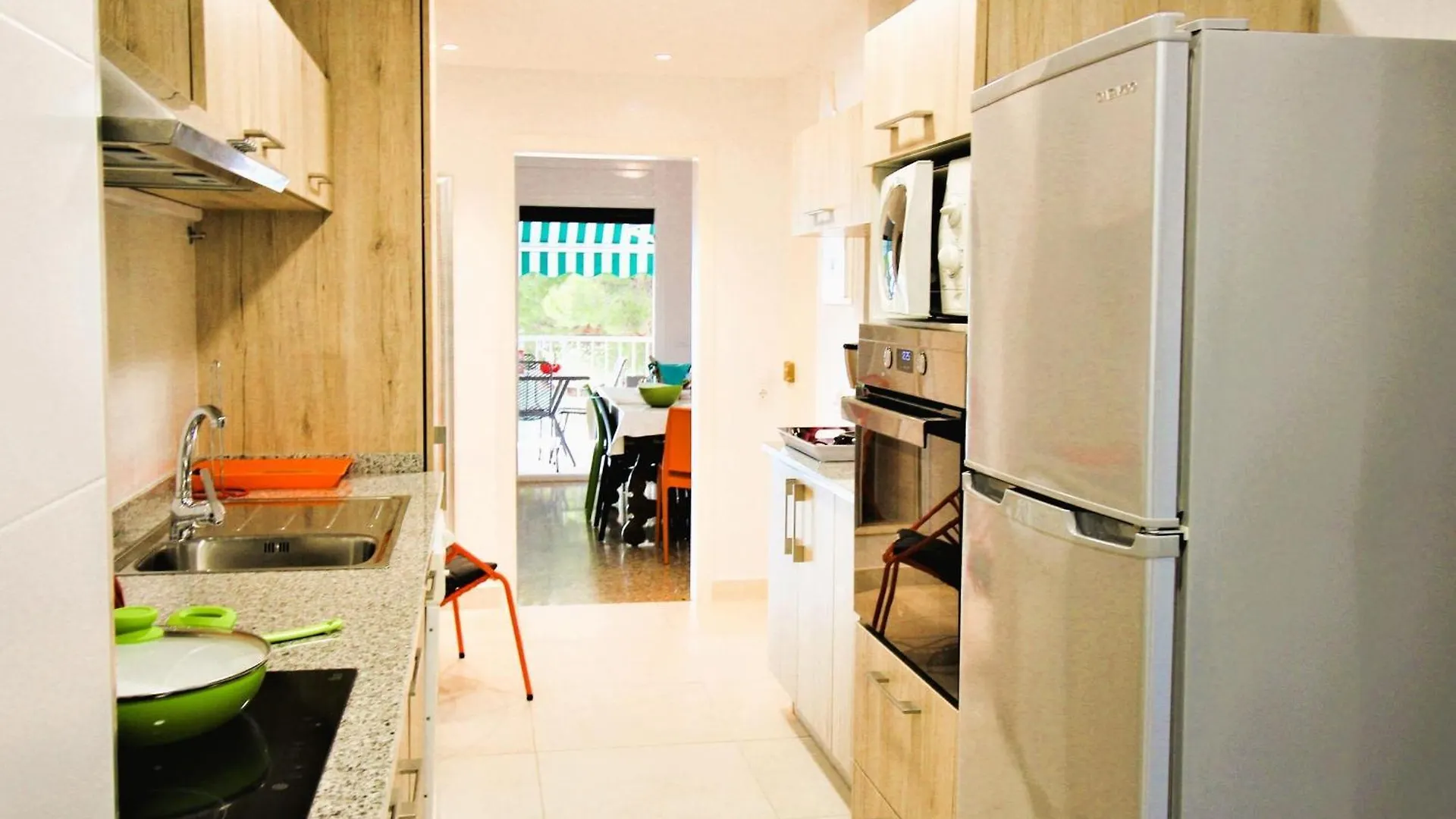 4074 El Corsario, C-4, En La Mejor Cala De Roses, Almadraba, Agua Del Mar Cristalina. Vista Al Mar, Relax, Cerca Del Camino De Ronda. - Es-258-44 Appartement  Roses
