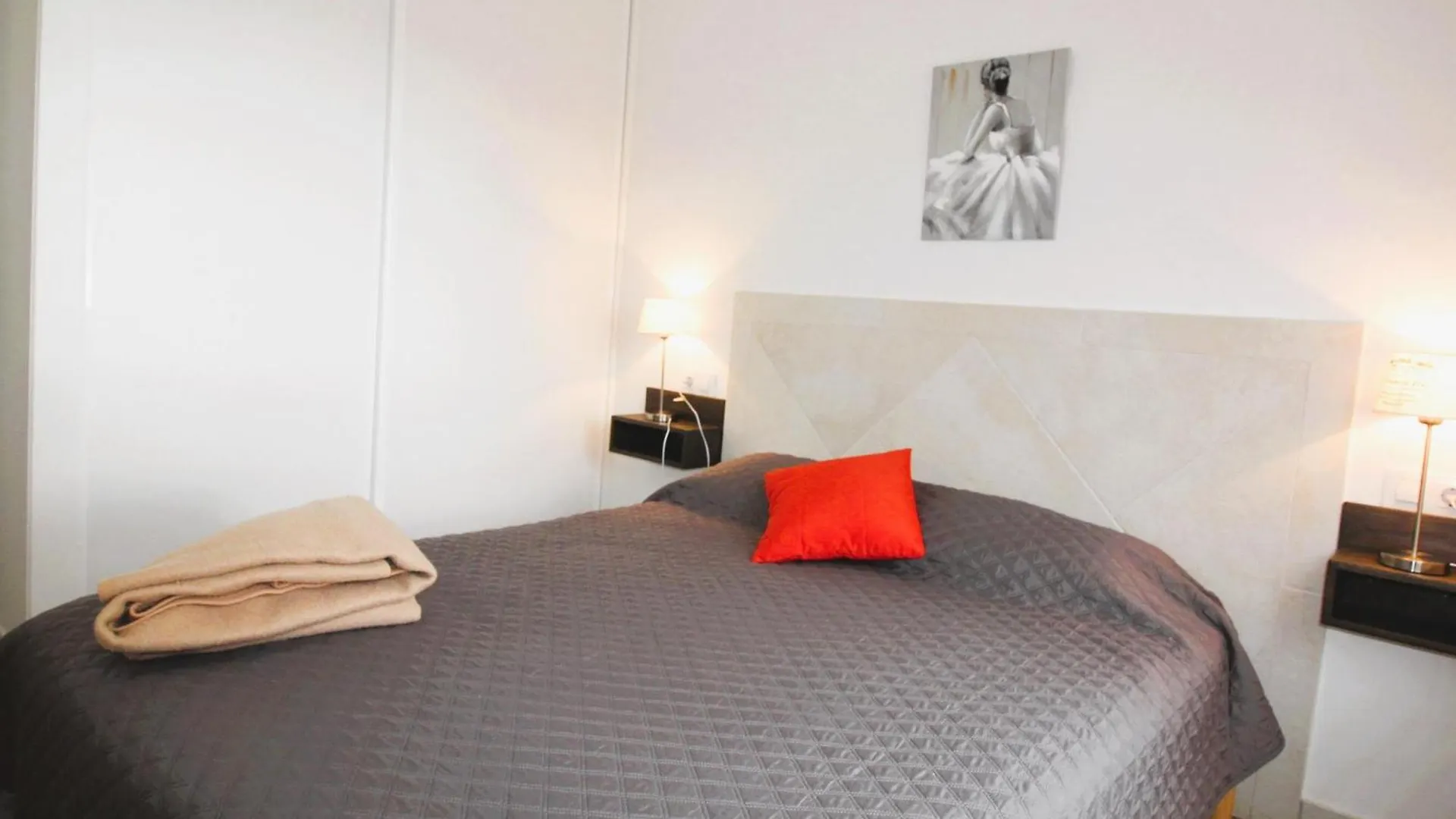 شقة 4074 El Corsario, C-4, En La Mejor Cala De Roses, Almadraba, Agua Del Mar Cristalina. Vista Al Mar, Relax, Cerca Del Camino De Ronda. - Es-258-44 0*, روساس