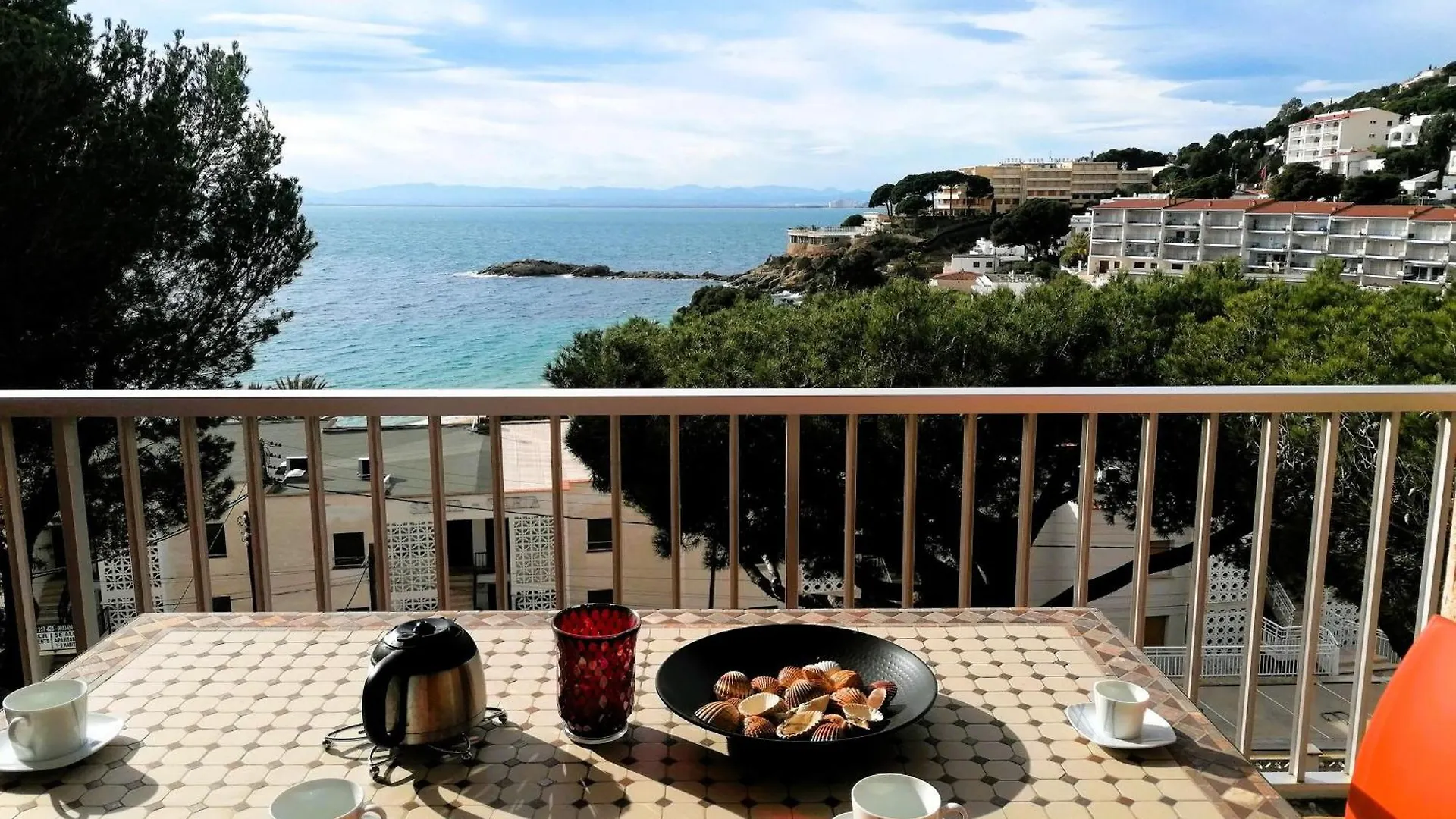 شقة 4074 El Corsario, C-4, En La Mejor Cala De Roses, Almadraba, Agua Del Mar Cristalina. Vista Al Mar, Relax, Cerca Del Camino De Ronda. - Es-258-44